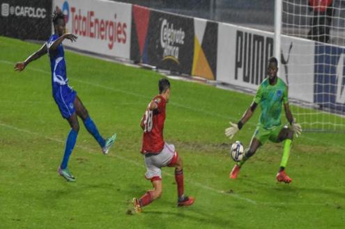 النجم الساحلي يشعل المجموعة الثالثة بانتصار قاتل أمام الهلال السوداني (فيديو) 